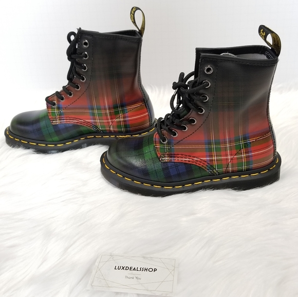 dr martens junior size 4